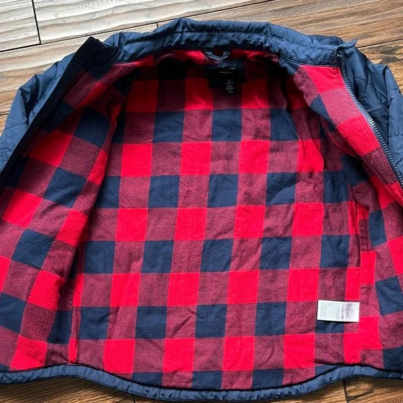 GAP Boy’s Navy Quilted Shirt Jacket - Picture 3 of 4